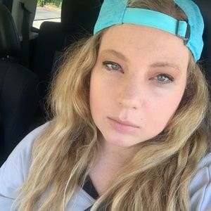 Meet your Posher, Krysti